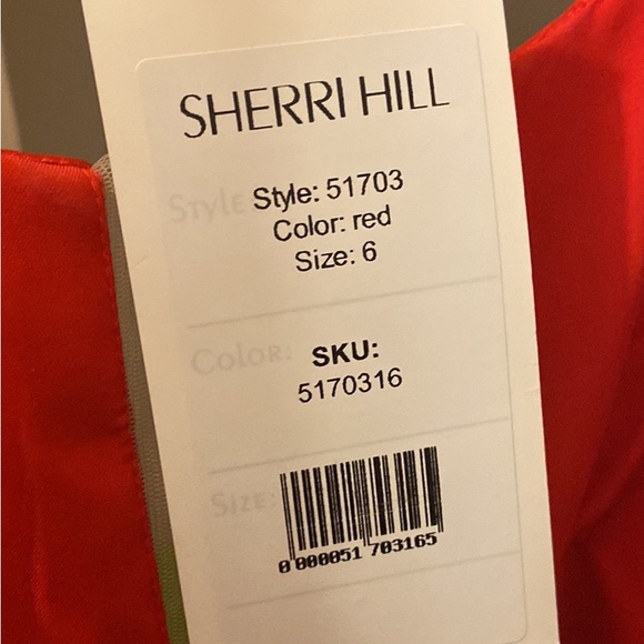 Sherri Hill prom formal dress - Picture 4 of 5